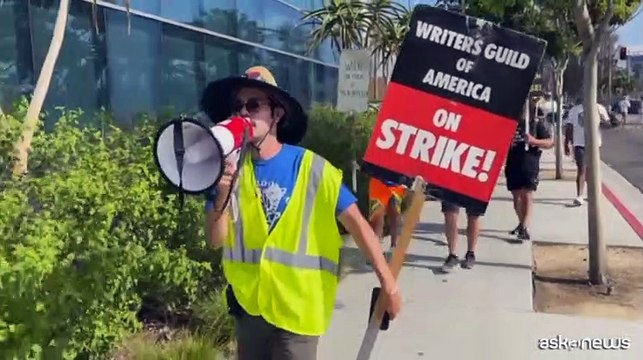 Hollywood, accordo provvisorio tra sceneggiatori e studios