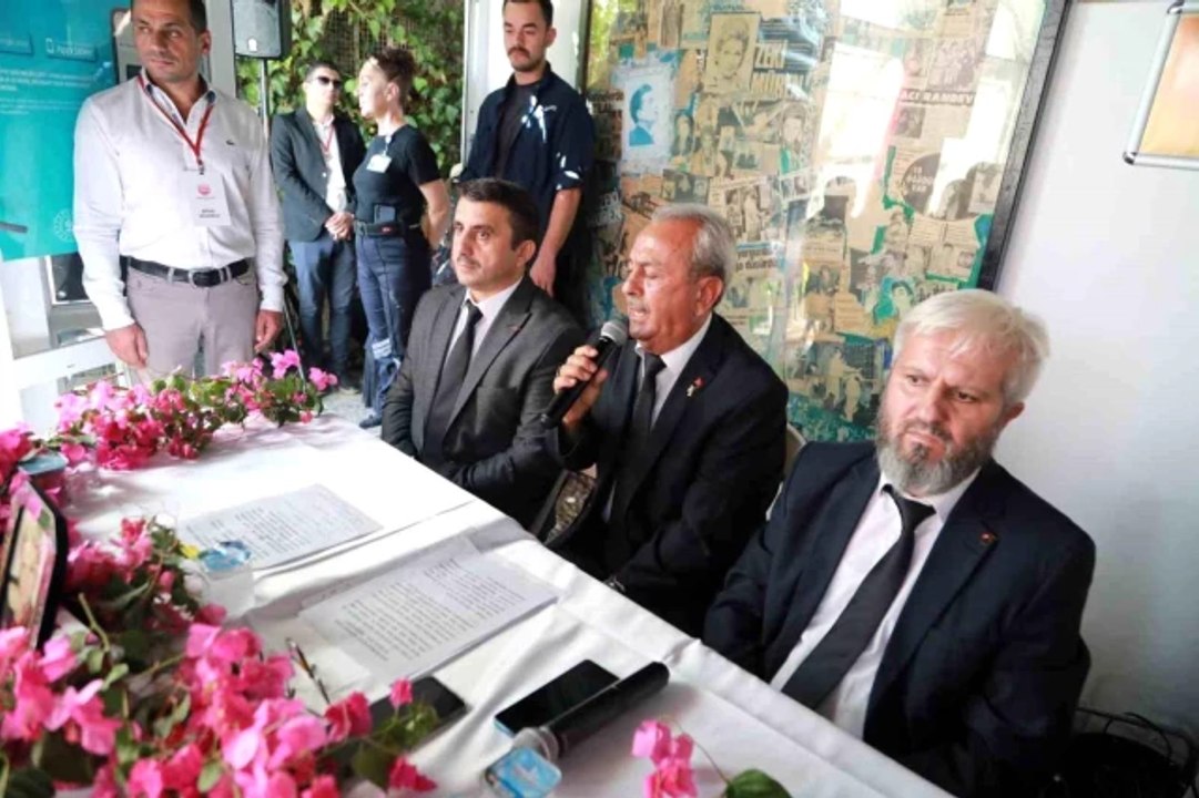 'sanat Güneşi' Zeki Müren, Vefatının 27'nci Yılında Bodrum'da Anıldı