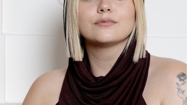 Louane : ses confidences bouleversantes sur la mort de ses parents, ça a été l'enfer dans ma vie