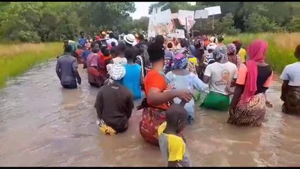 VELINGARA / LA COMMUNE DE KANDIA ENVAHIE PAR LES EAUX DILUVIENNES