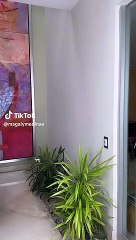Magaly muestra su regalo de lujo y no son flores amarillas