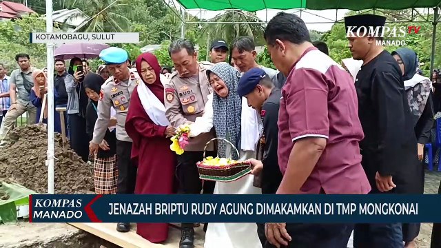 Jenazah Korban Penembakan Kelompok KKB Papua DImakamkan Di TMP Mongkonai