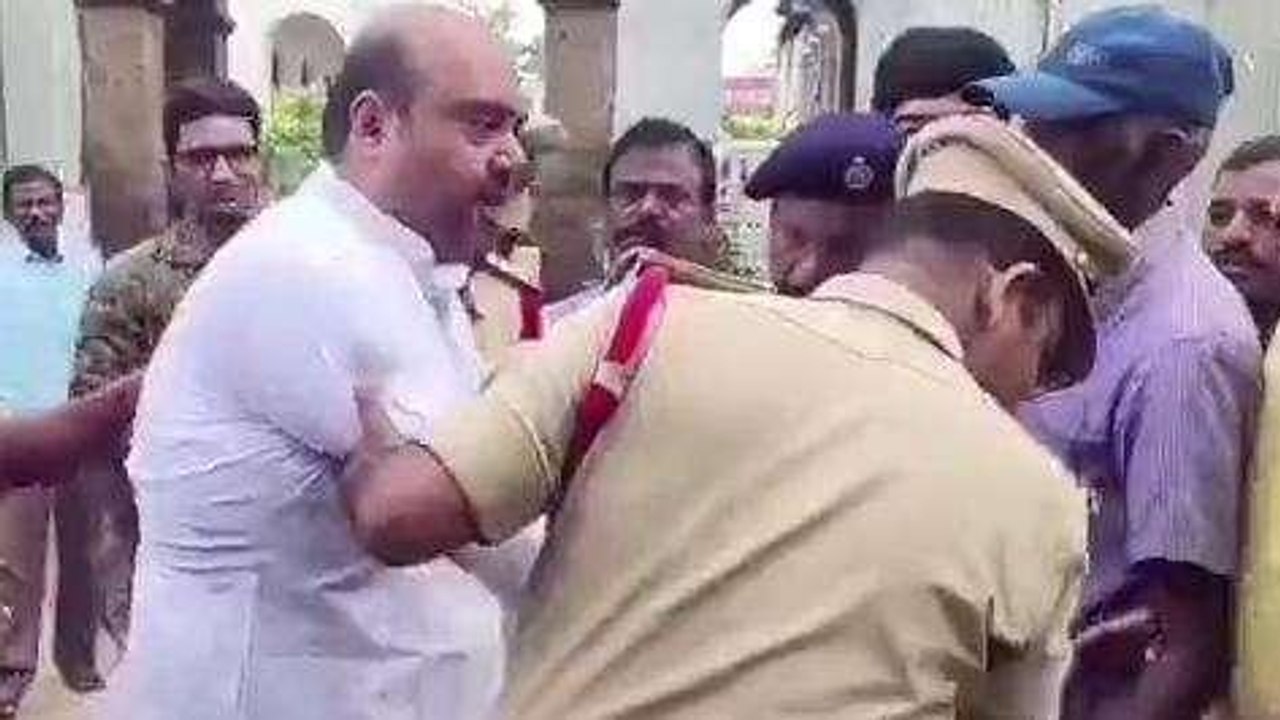 విజయనగరం జిల్లా: బొబ్బిలిలో ఉద్రిక్తత... బేబినాయన అరెస్ట్