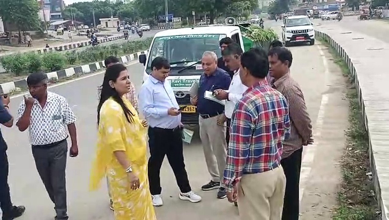 सफाई व्यवस्था जांचने पहुंची मेयर, कागजों में रह...