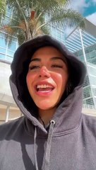 "Los hombres facturan": Se ofrece a lavar su auto, le cobra y ella decide terminar con él