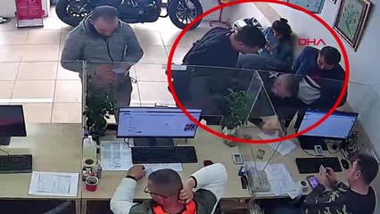 Mersin'de Gayrimenkul Dolandırıcılığı Operasyonu: 21 Kişi Gözaltına Alındı