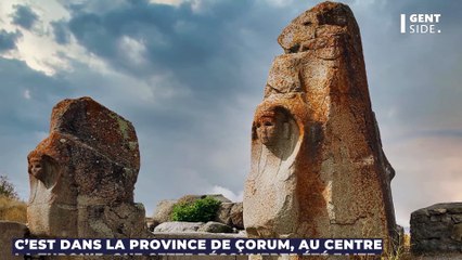 Un texte écrit dans une langue inconnue découvert sur une tablette en argile