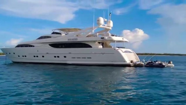 Private Yachts 2023 / MAMBO - Ferretti Custom Line Yacht for Sale