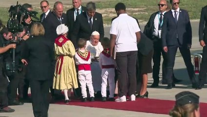 El papa Francisco llega a Marsella para una visita consagrada a los migrantes