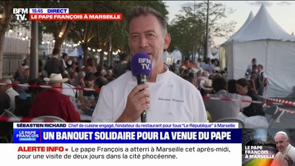 Marseille: un banquet solidaire rassemblant 650 personnes sur l'esplanade de la Major pour célébrer la visite du pape François
