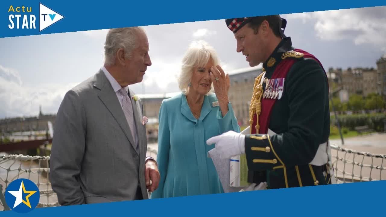 C'est vrai qu'il est beau le major  qui est Jonathan Thompson, l'homme en kilt qui vole la vedett