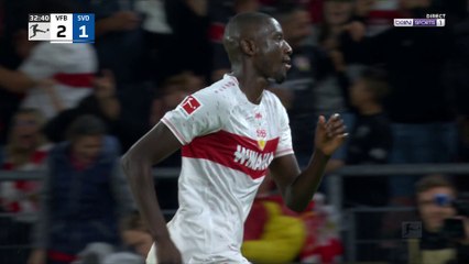 Vẫn đang bốc cháy, Guirassy bắn vào giếng trời!