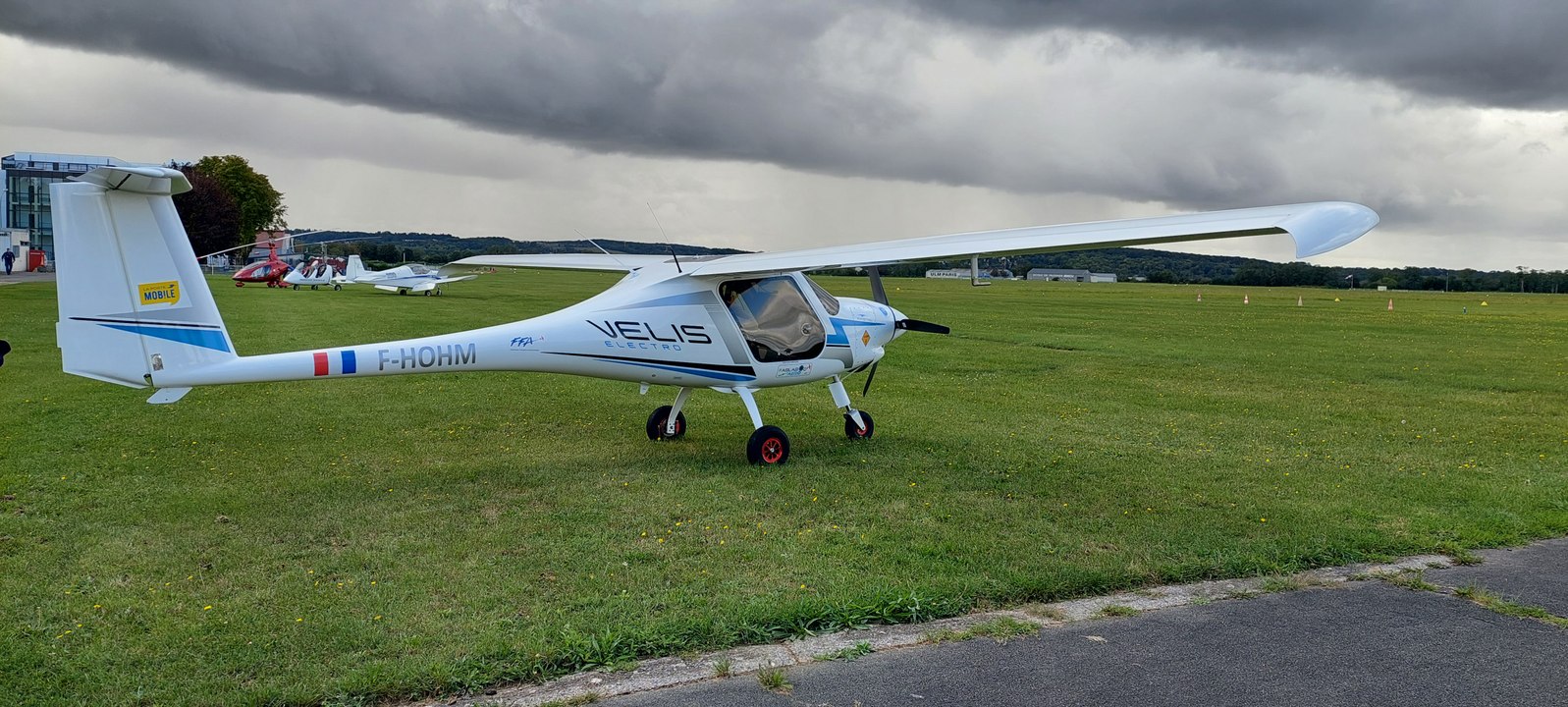 Velis Electro à l'aérodrome de Meaux-Esbly