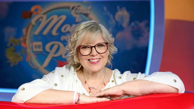 Laurence Boccolini en deuil : le coeur brisé, elle annonce la mort d’un être cher