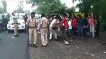 जन आशीर्वाद यात्रा को करणी सेना द्वारा काले झंडे दिखाने का प्रयास,पुलिस से हुई झड़प