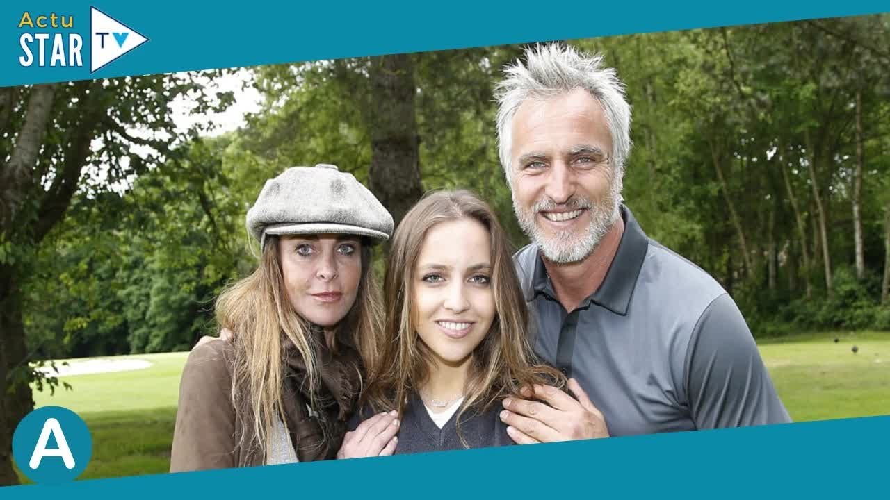 David Ginola  Sa fille Carla s'est mariée à Saint Tropez, sa robe très près du corps dévoilée plus
