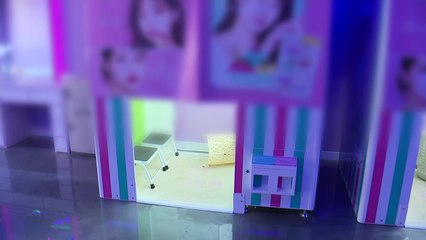 무인사진관에서 술 취해 잠든 여성 성폭행한 20대 체포 / YTN