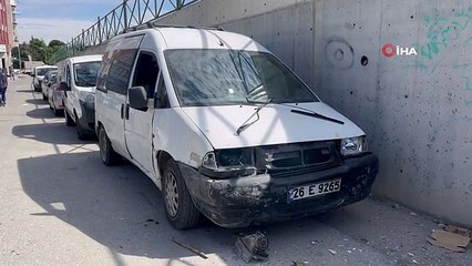 Eskişehir'de Kadın Sopayla Eski Eşine Ait Araca Zarar Verdi