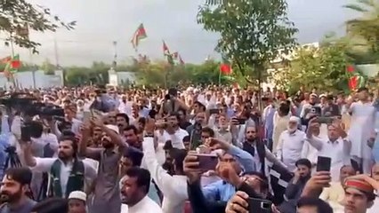 Big Shock To Pervaiz Khattak in KPK, Public Meeting Failed, Exclusive Video