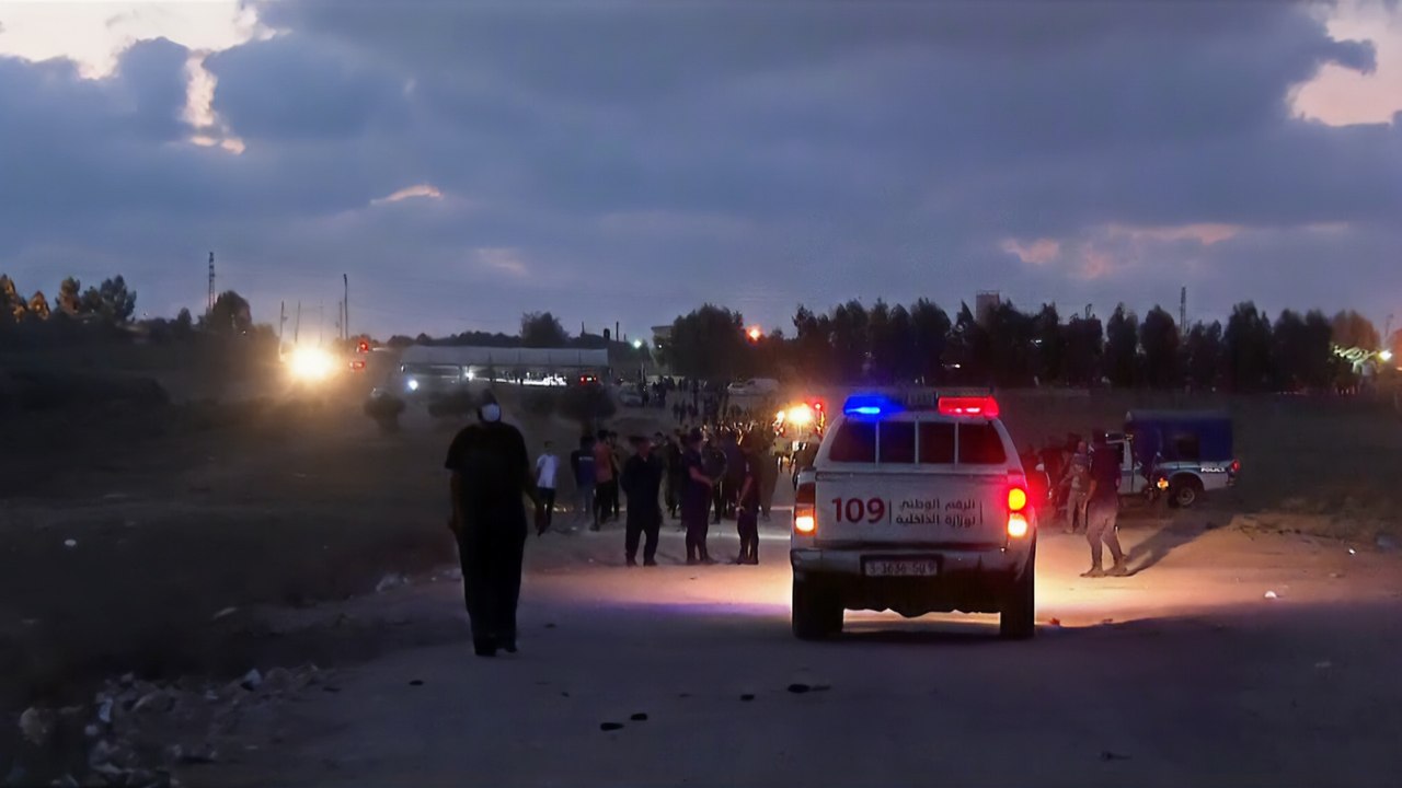 مراسل الجزيرة يرصد الأوضاع في منطقة الشريط الحدودي لقطاع غزة