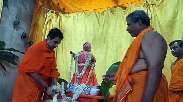 राधाजी का हुआ जन्माभिषेक, मंदिरों में छाया उल्लास