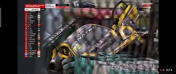 GT World Challenge Asia 2023 Sepang Race 1 Chen Huge Crash Brake Failure
