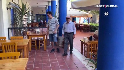Bodrum'un 97 yaşındaki kuru fasulyecisi Hüseyin Amca, tezgahını bırakmıyor: "Gece lokanta ve yemekler rüyalarıma giriyor"
