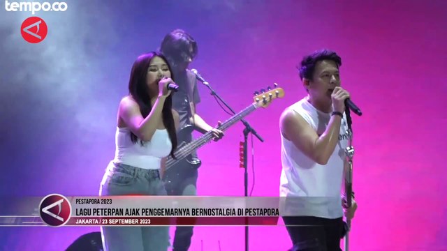 Ariel Ajak Penonton Bernostalgia Lagu Peterpan di Pestapora 2023