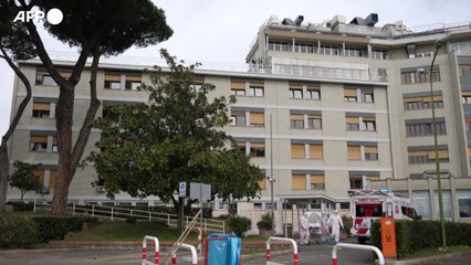 Covid, frena la salita dei contagi ma c'e' il nodo positivi a scuola