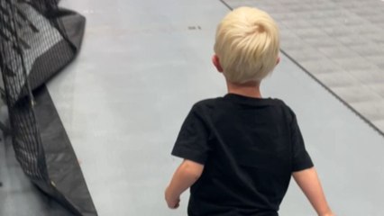 Adorable toddler creates playful rift between his twin aunties