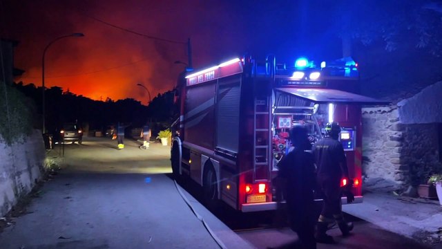 Inferno di fuoco a Sant'Agata Militello