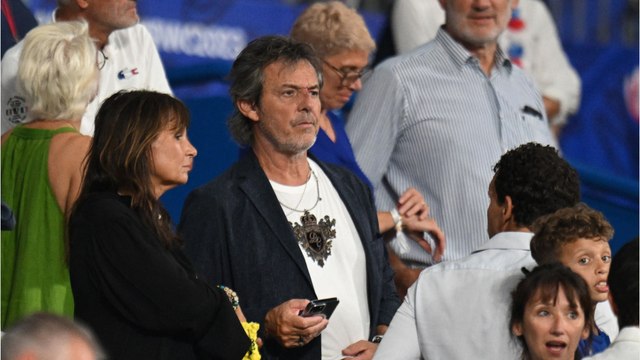« Incroyable mais vrai ! : Jean-Luc Reichmann tombe nez à nez avec le pape François à Marseille
