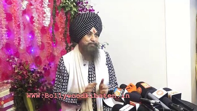 Bollywood Singer Lakhbir Singh Lakkha & Raj Gill Family Aarti Ganpati Bappa .