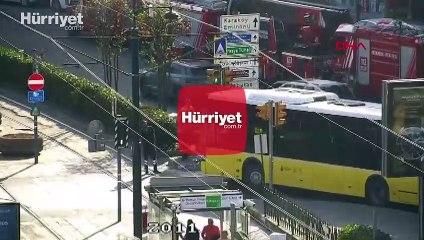 İstanbul'da İETT otobüsü tramvaya çarptı