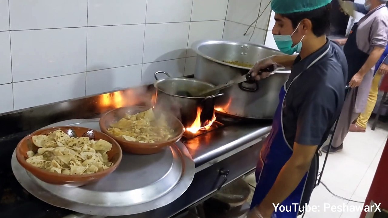 Painda (Sobat) Traditional Dish of Lakki Marwat, Bannu and DiKhan - Sareed - Peshawar Street Food