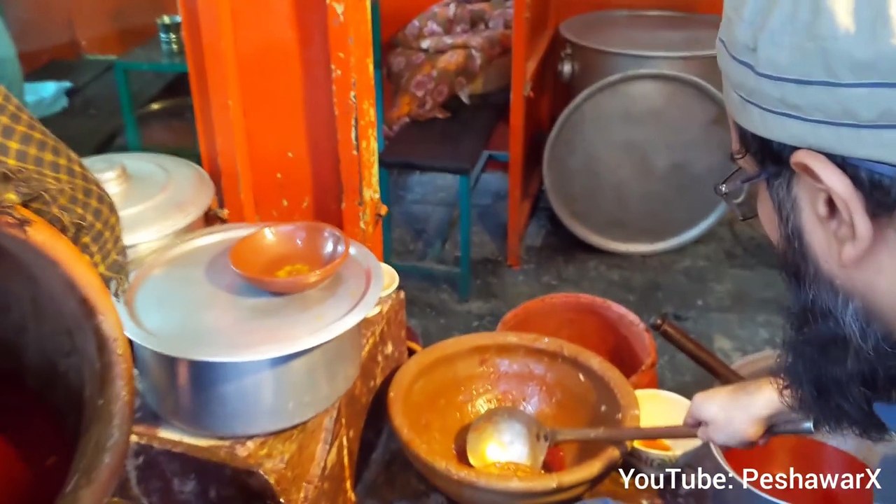 Naiki Paye Farosh - Peshawar Street Food - Peshawari Nashta - Naiki Siri Paye - Peshawari Siri Paye