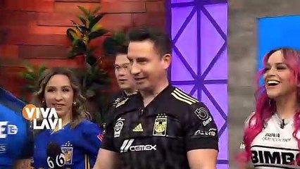 Gisselle Sampayo presume sus pelotas en pleno programa