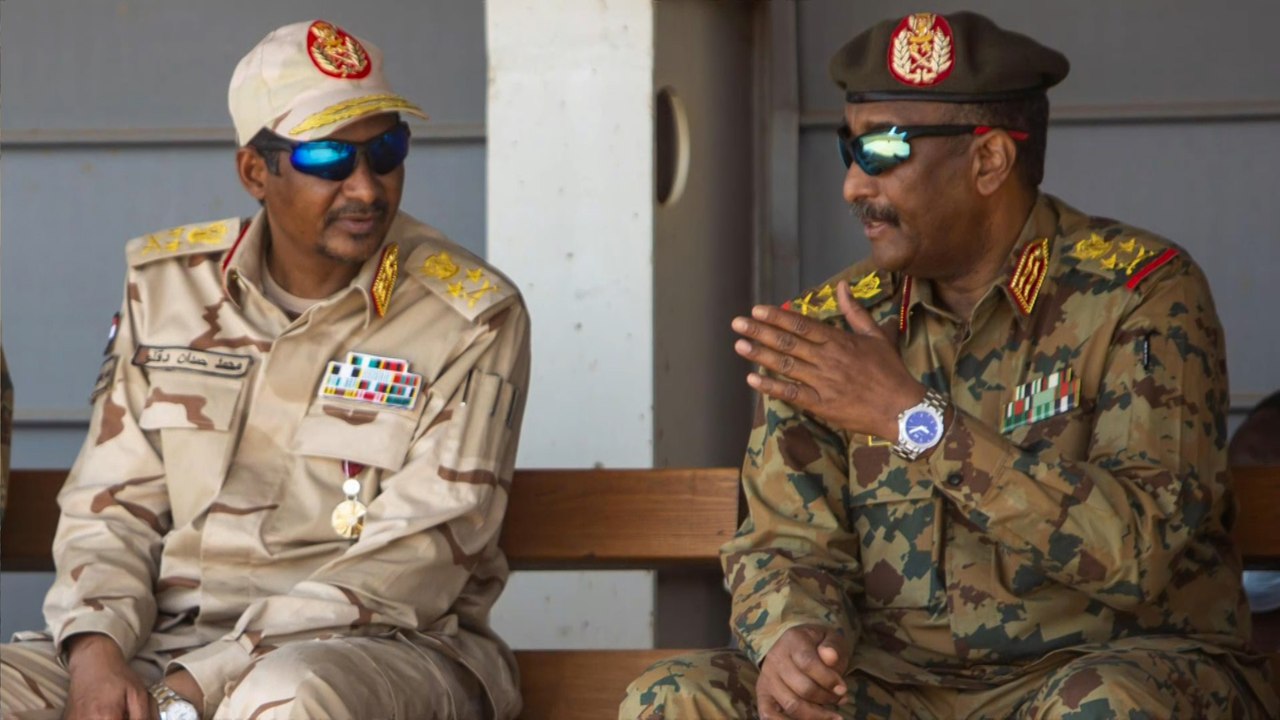 لا يملك قوات كافية.. هل أصبح حسم الجيش للمعركة بالسودان مرهونا بالدعم الخارجي؟