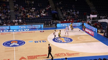 Johnathan Motley sayıyı buluyor | Fenerbahçe Beko - Lokomotiv Kuban : 89-105