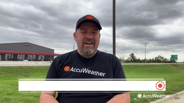 Weekend kicks off with severe weather in Plains and Midwest