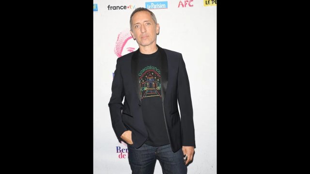 Gad Elmaleh fier de présenter à Paris Bernadette de Lourdes, première apparition publique d'Ary Ab
