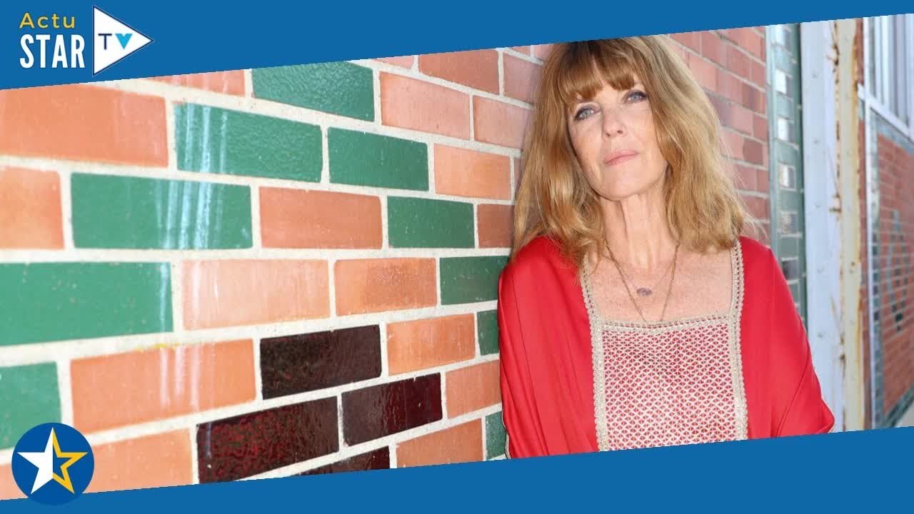 Joyeuses Pâques  de quel célèbre auteur de théâtre Gwendoline Hamon est elle la petite fille