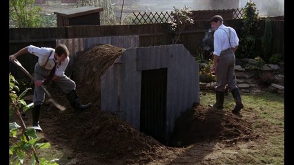 Hope and Glory (1987) - War Drama