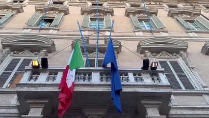 Скачать видео: Napolitano, camera ardente in Senato, La Russa arriva per i preparativi