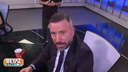 Ahmet Çakar'dan iğrenç hareket. 'Beyaz Futbol'un reklam arasında yaşananlar yok artık dedirtti