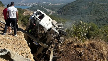 Beton mikserleri çarpıştı: 1 ölü, 1 yaralı