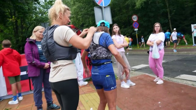 Zakopane - 80 letnia biegaczka Barbara Prymakowska wbiegła na Kasprowy