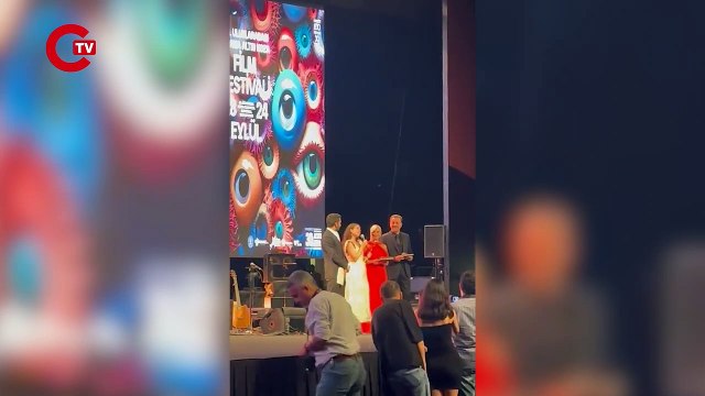 Altın Koza Film Festivali’nde Çiğdem Mater unutulmadı