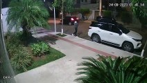 Vídeo: carro é arrombado e furtado no Bairro Buritis