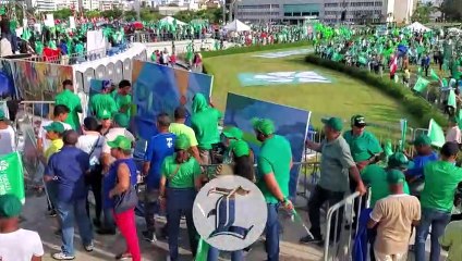 Con gran multitud de simpatizantes, la Fuerza del Pueblo celebra dos millones de afiliados